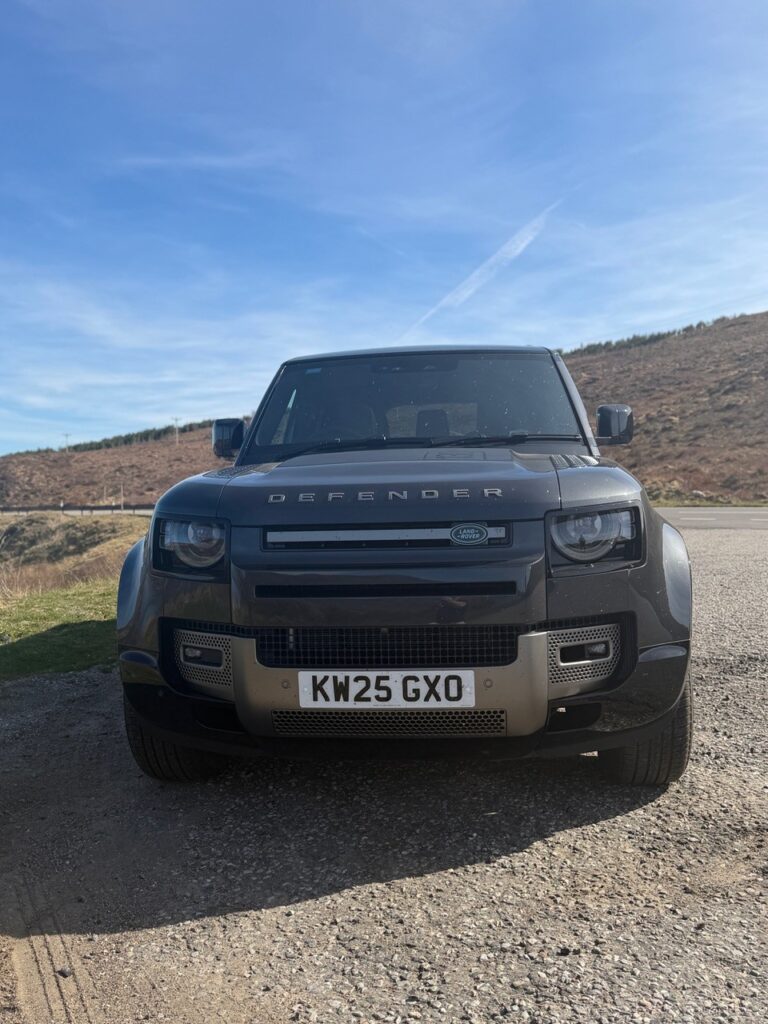 Land Rover Defender 130 8 Seater